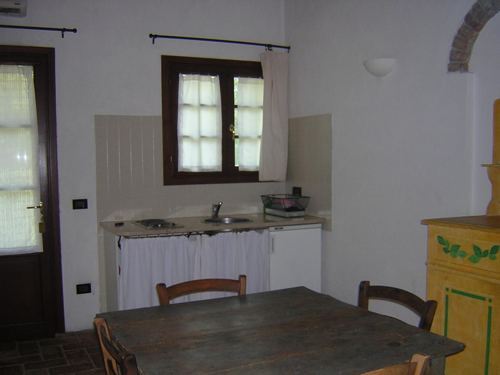 Agriturismo Trebisonda Country Resort Monzambano Kamer foto