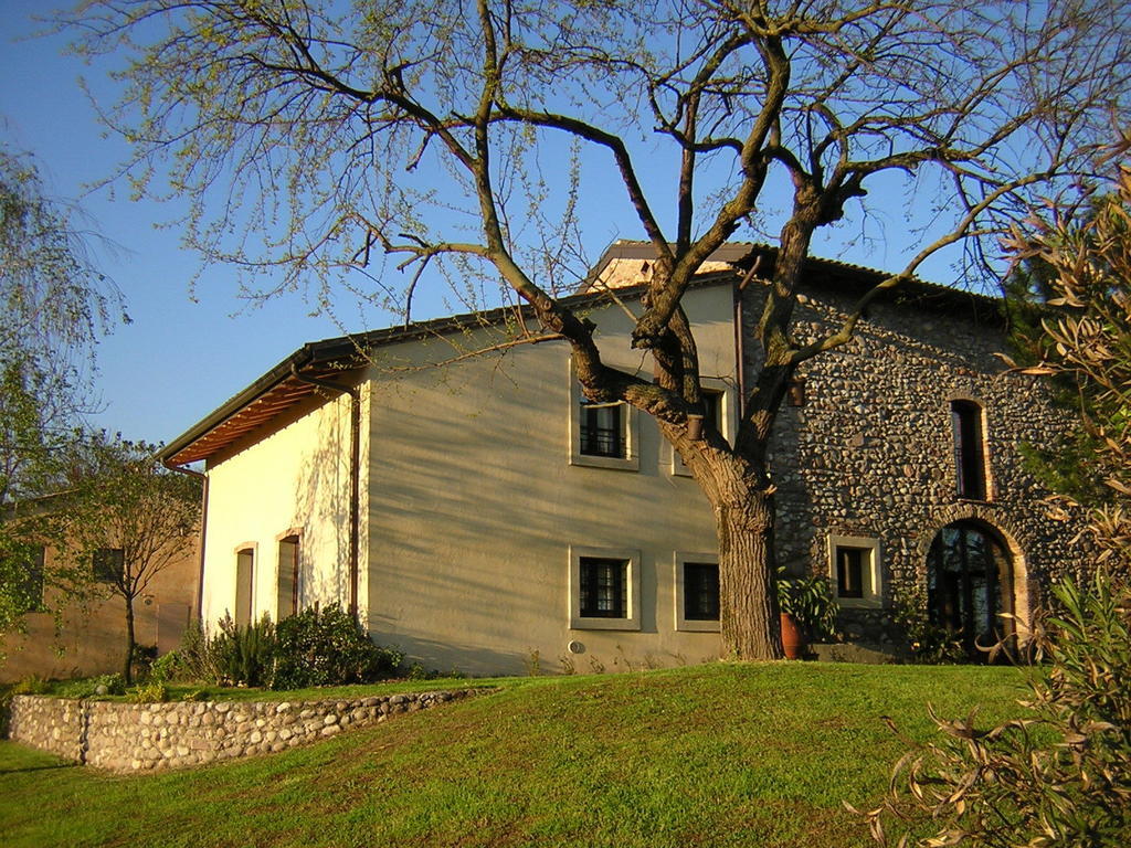 Agriturismo Trebisonda Country Resort Monzambano Kamer foto